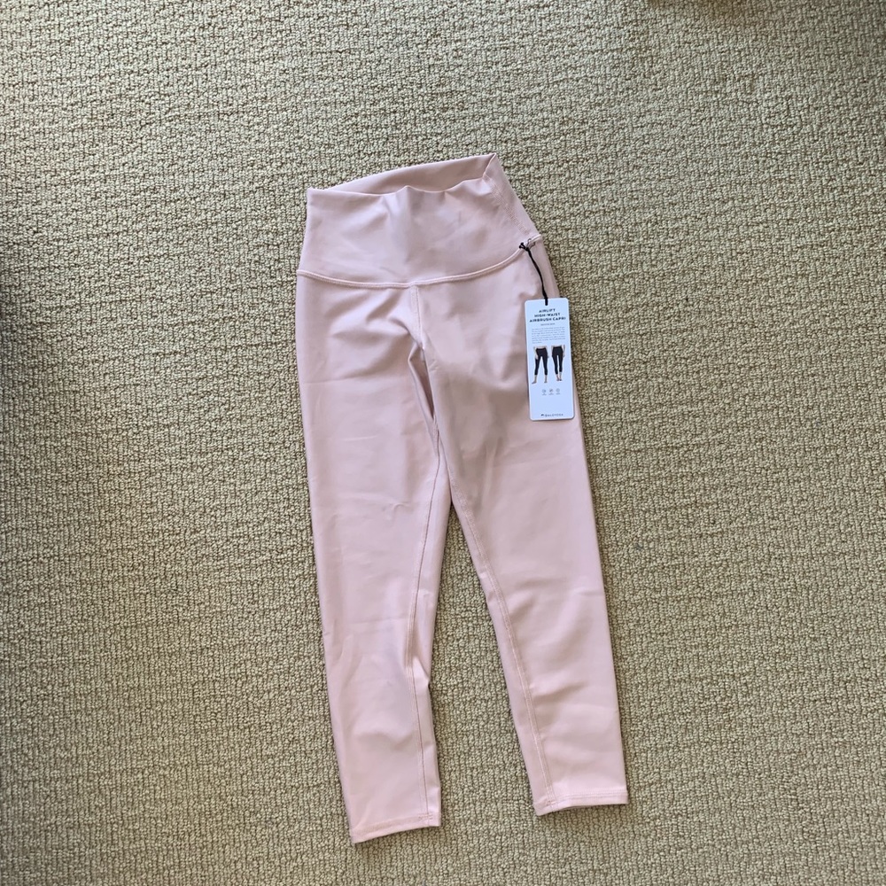 Alo Yoga Airlift high-waist Airbrush Capri